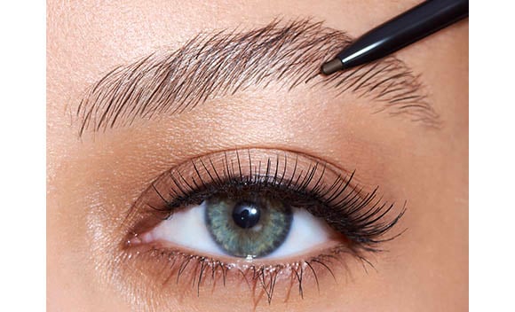 brow styler, lapiz de cejas, aplicacion en cejas, maquillaje natural perfecto para ojos