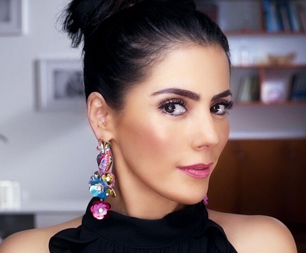 Maquillaje de Fiesta para Piel Clara