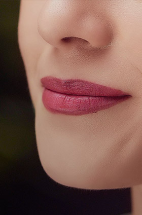 ¿Cómo lograr un efecto de labios más gruesos?
